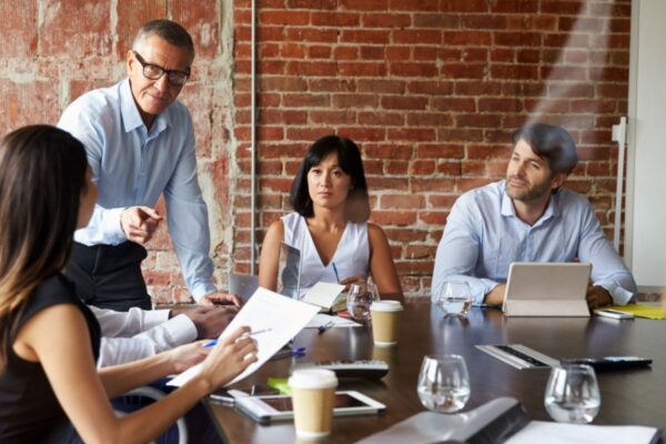 Or: Van traditionele geschillen naar opbouwende samenwerking